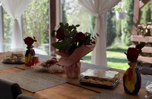 Marisel House | Flowers Cabin