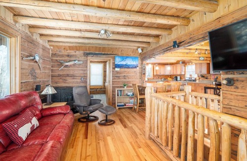 Two Harbors House | Flowing Waters Log Home - Historic Charm, Modern Comfort