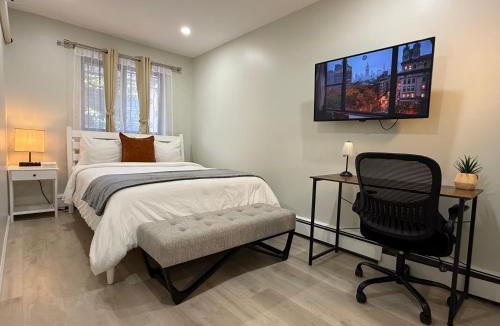 Murray Hill House | Flushing City Escape