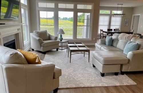 Canandaigua House | FLX! New! Upscale, modern 3-bedroom townhome in the heart of Canandaigua