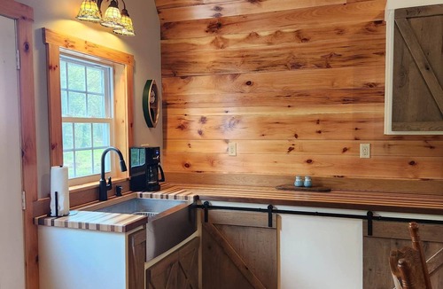 Laurelton Cottage | Fly Away Cabin: Relax and enjoy the creek views and sounds.