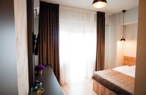 Otopeni Hotel | FLY & STAY AT GEORGE'S