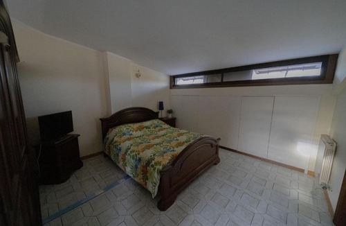 Gares House | Fly to Venice Home
