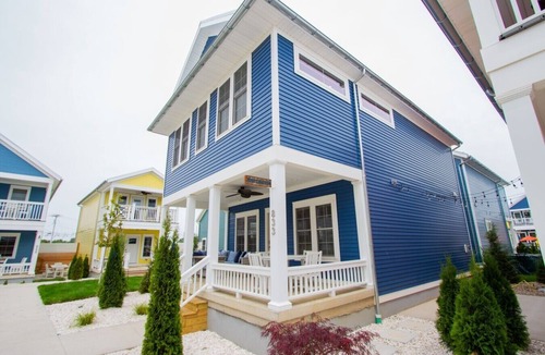 Celina Cottage | Flyer Cove: 4 Bed/3 Bath Cozy Lakeside Cottage!