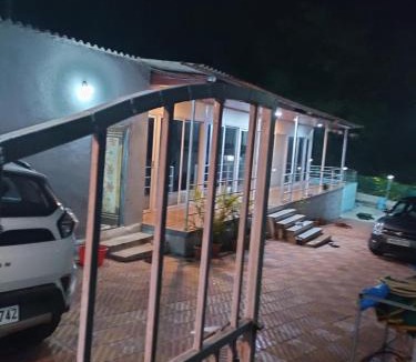 Murud House | FM cottage