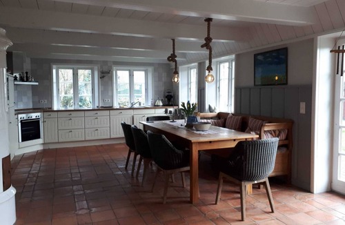 Suderende Cottage | Föhrhaus, detached house, articulated turning