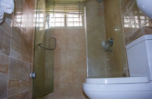 Apapa Hotel | Folade Hotels