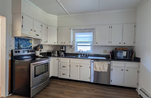 Newport House | Folk Fest/Jazz Fest Available: 5-bed House, Free Parking: Big, Grassy Backyard!