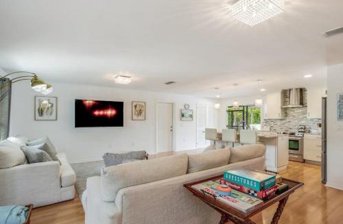 Naples Park House | Follow the Palms