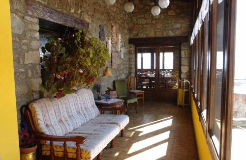 Lles House | Fonda Ca l'Abel