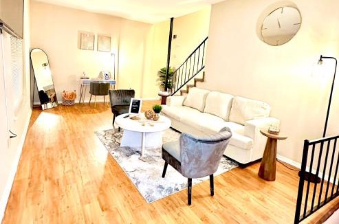 Fondren Apartment | Fondren Summer Getaway 5 Minutes to Major Hospitals