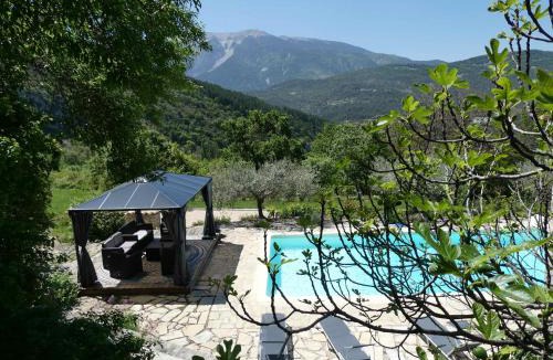 Plaisians House | FONT NOUVELLE maison de charme Drôme Provençale, 10-12 personnes, avec piscine
