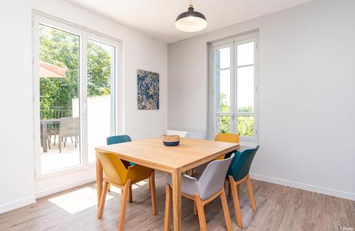 Valence Apartment | Fontaines de Valence d'Agen Centre Ville Netflix Proche Parking Gratuit
