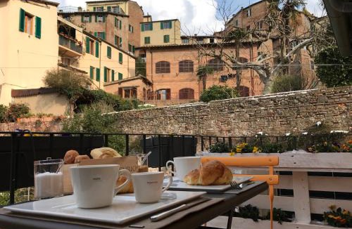 Siena Historical Center Bed & Breakfast | Fonte Gaia Experience