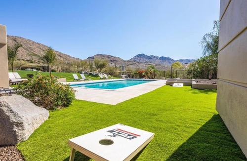 Pinnacle Peak Heights House | Foothills Home