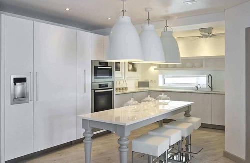 Old Trees Bay Villa | Footprints (5 bedroom)