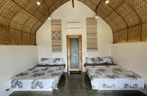 San Andres Hotel | Footprints Beach Resort