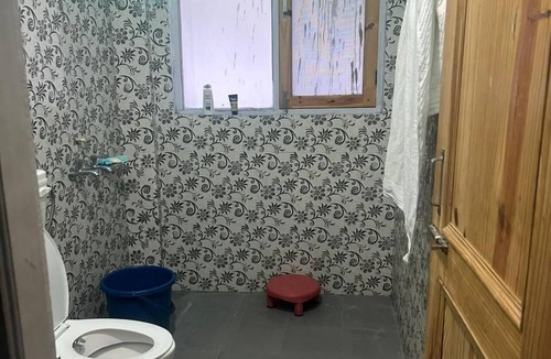 Manali Hotel | Footsteps Hostel and Cafe