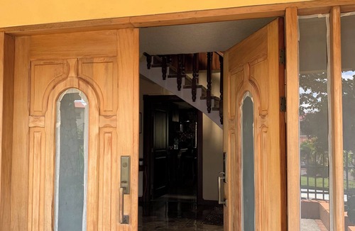 Ciudad Cariari House | For big groups a 4 bedrooms, 3 bathrooms house near to the Airport