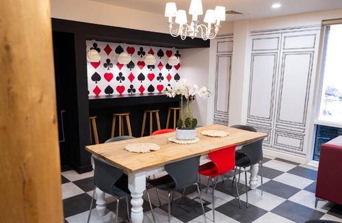Beverley Apartment | For Student Only Arbury Court in Kingston - 30mins to London Waterloo