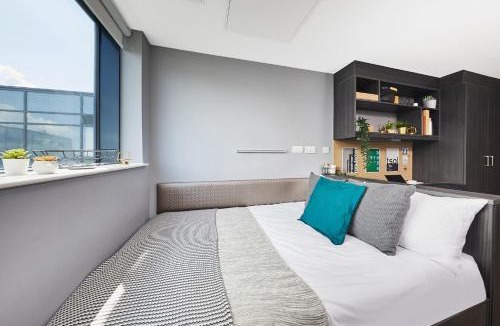 Newcastle-upon-Tyne Apartment | For Students Only - Collegiate Plummer House Newcastle