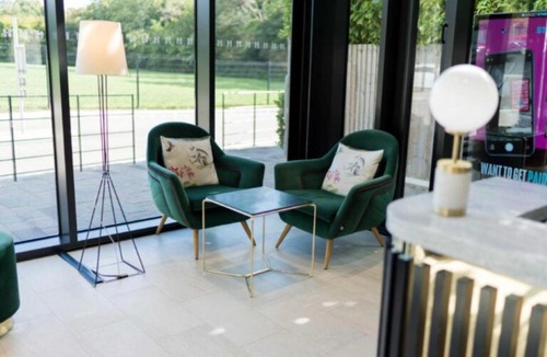 Runnymede Apartment | For Students Only Hox Park Egham