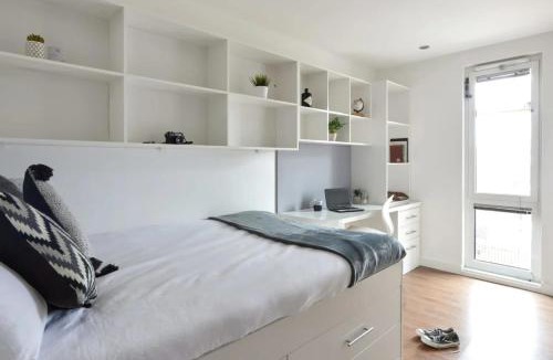 Hope Street Apartment | For Students Only Hope St near Liverpool Central Station