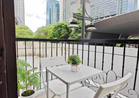 Bonifacio Global City Apartment | Forbes Town