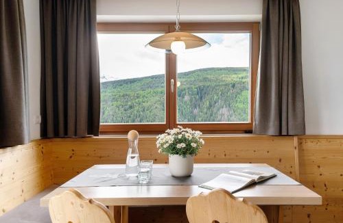 Maranza Apartment | Forchnerhof Apt Rose