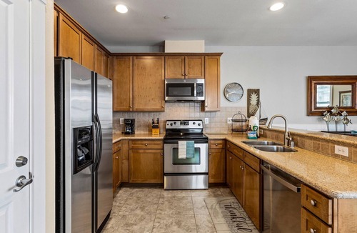 Red Fish Cove Condo | Fore Sail -Beach Front - Ocean View-Next to Beach Club- 3BD/2BA. Sleeps 9