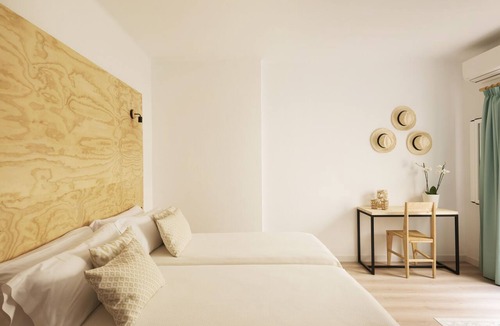 El Arenal Hostel | Forenna Hostel - Adults Only