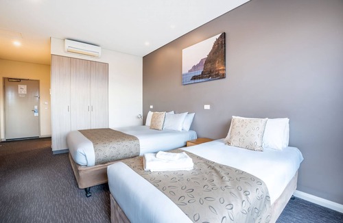 Lauderdale Hotel | Foreshore Hotel