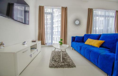 Jupiter Apartment | Forest by the sea