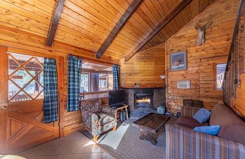 Christopher Creek Cabin | Forest Cabin 1 Hunters Blind