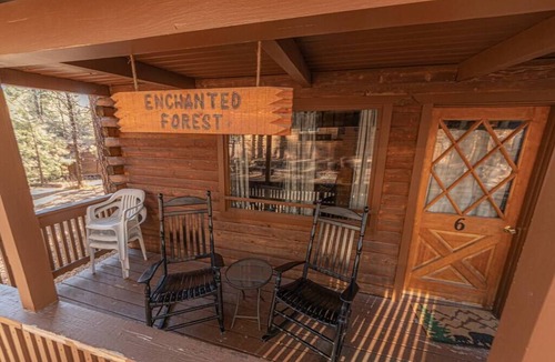 Christopher Creek Cabin | Forest Cabin 6 Enchanted Forest
