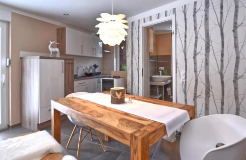 Guentersberge House | Forest-Fringed Comfort