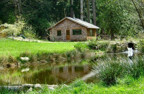 Sliammon Cottage | Forest Garden Cottage by the Ocean