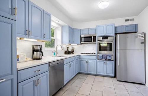 Forest Glen House | Forest Glen Silver Spring Gem - Parking