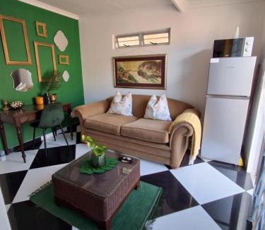 Durban North Apartment | Forest Green Unit 2