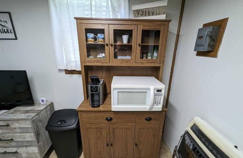 Coudersport Cabin | Forest Haven: Romantic 1BR Getaway For Two l Sleep 2