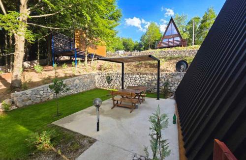 Pricelje Ski Chalet | Forest Heaven