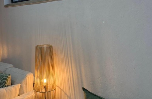 Menlo Park Apartment | Forest Hill