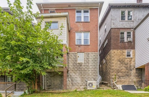 Forest Hills House | Forest Hills 3BR Home w/Parking + Keypad Entry | Sleeps 7