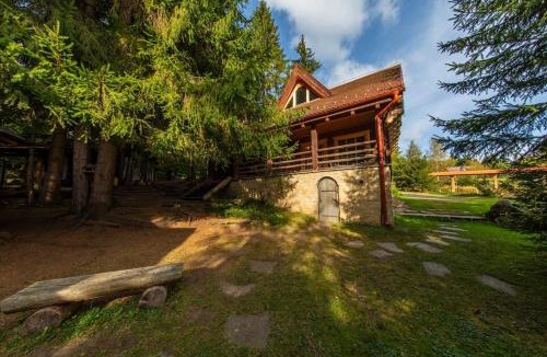 Joseni House | Forest Home Relax