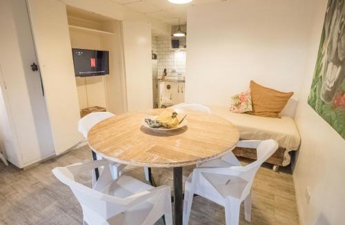 Morong Apartment | FOREST Nest with Self-Service Breakfast - Birds, Monkeys, Pet Friendly with a Fee