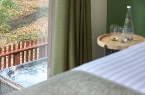 Berry Hill Cabin | Forest of Dean Woodland - Golden Oak, Coleford