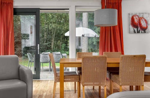 Borger House | Forest Stay with Shared Pool