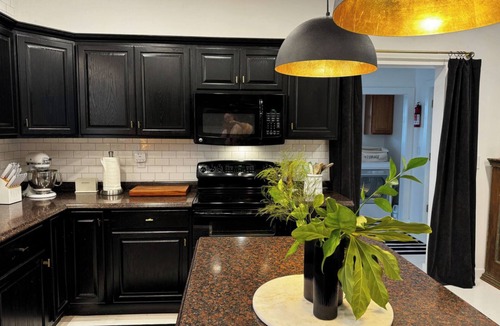 East Stroudsburg House | Forest Trails Wraparound Deck Hot Tub EV Charger Pet Friendly Long Stay