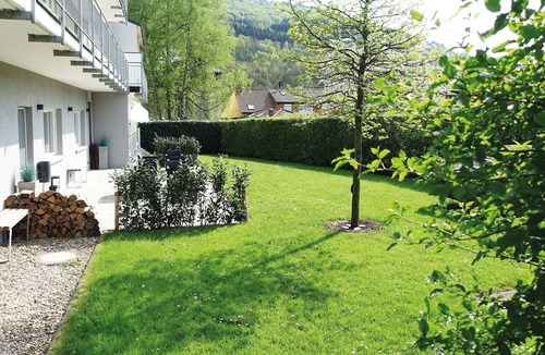 Bollendorf House | Forest-view Apartment in Bollendorf with Large Balcony