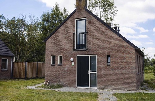 Ewijk House | Forest Villa With Private Terrace